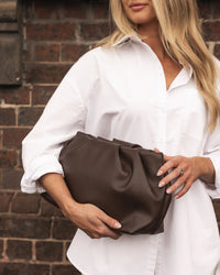 Naomi Clutch - Chocolate
