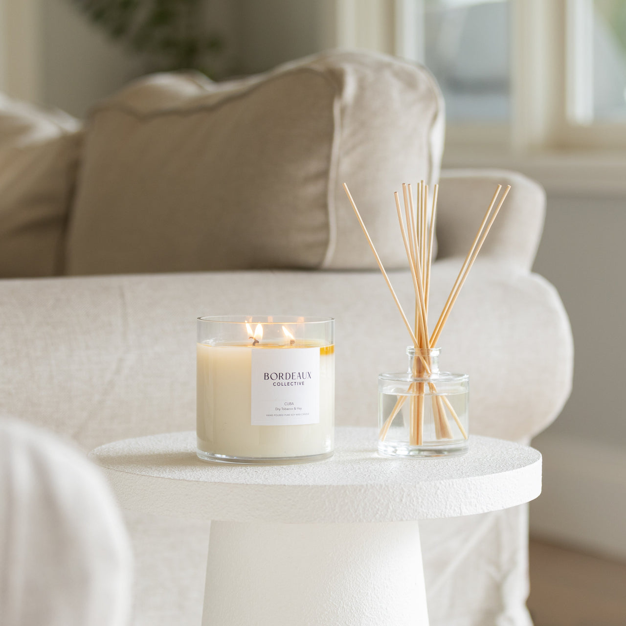 AMITIE - Lychee & Peony Small Deluxe Candle