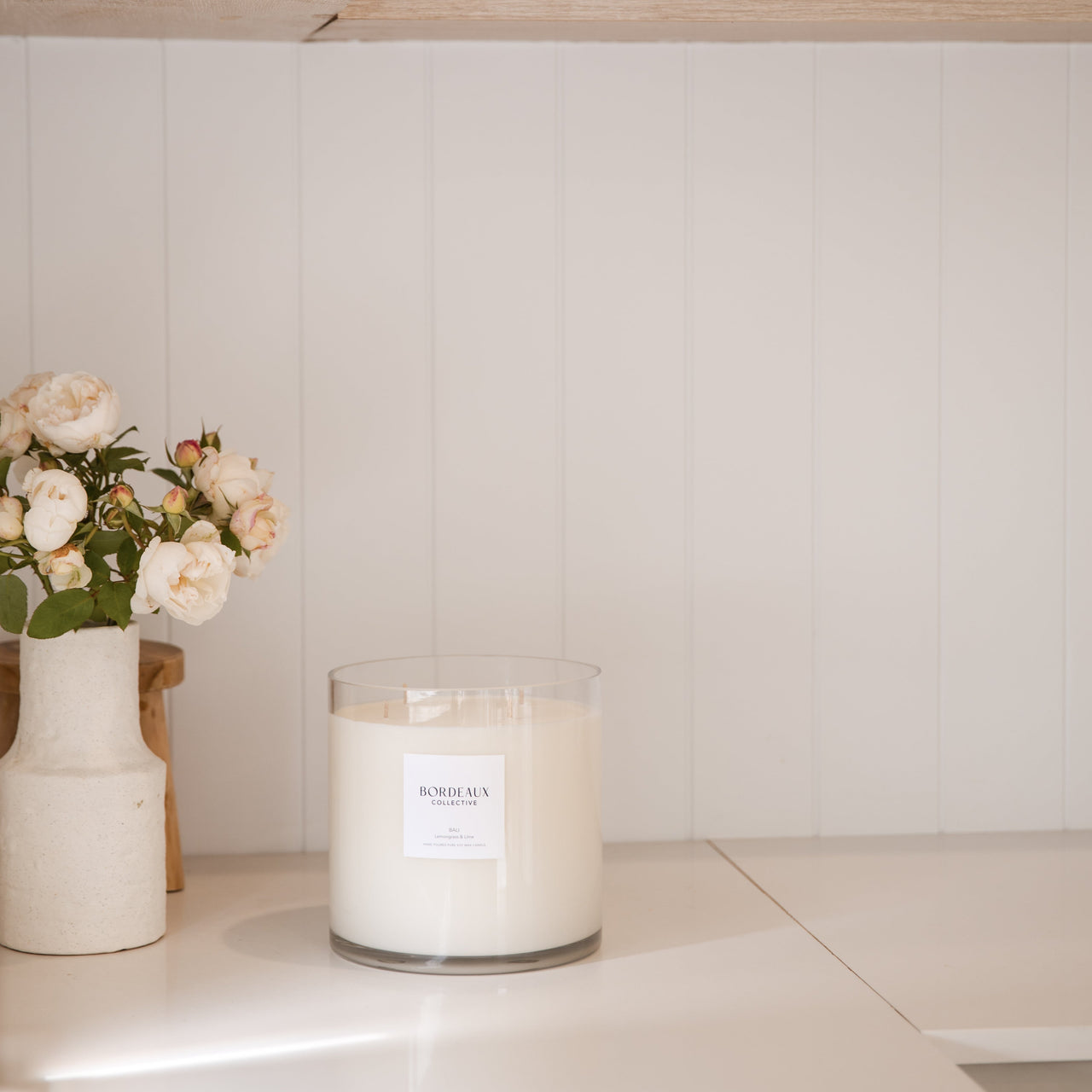 HARVEST - Vintage Leather & Sandalwood Large Deluxe Candle