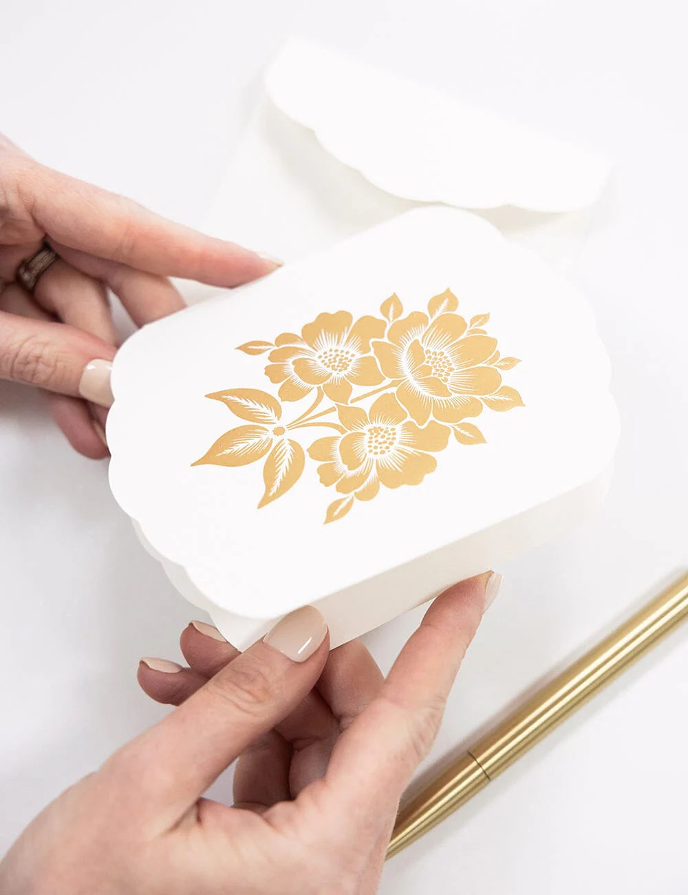 Scallop Card - Bouquet Blank
