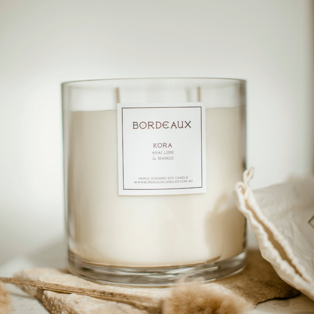 ISLAND BAY - Coconut & Lime Large Deluxe Candle