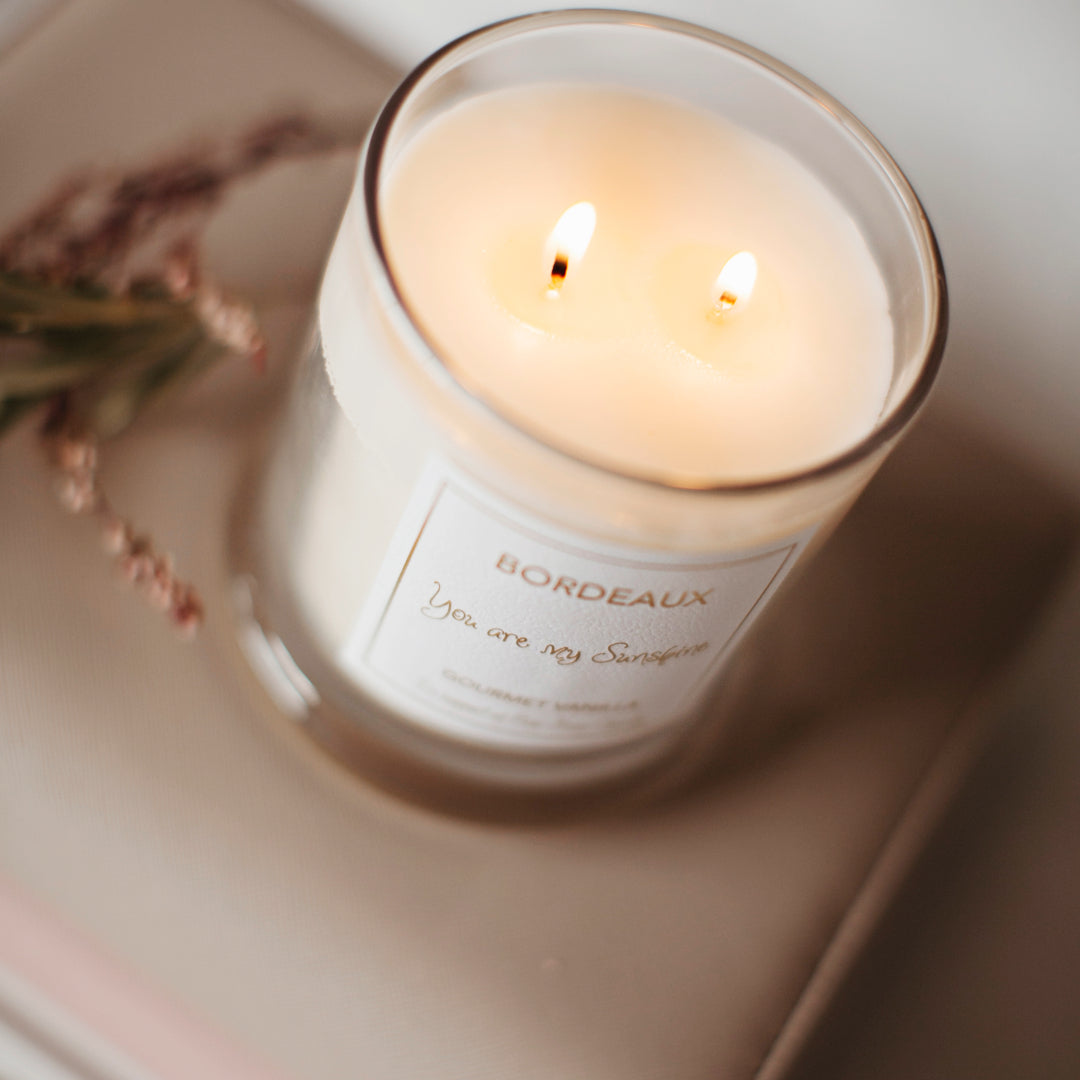 Pink Finss Charity Candle - 350g Classic - Copacabana